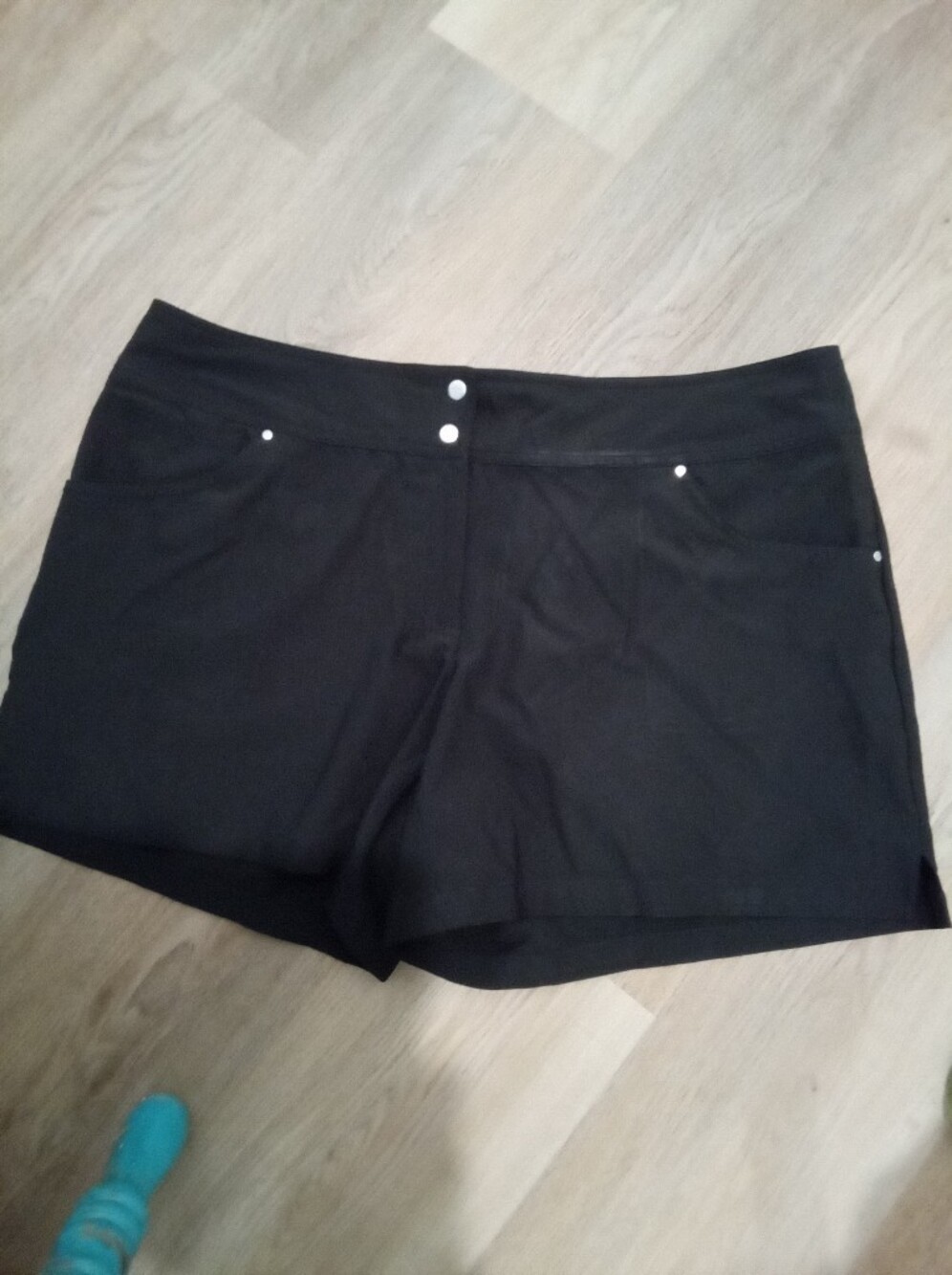 Slazenger Size 14 Black Golf High-Waist Shorts with Silver Button Accents